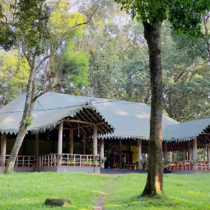 900-woods-eco-resort.kerala-hotels.net/